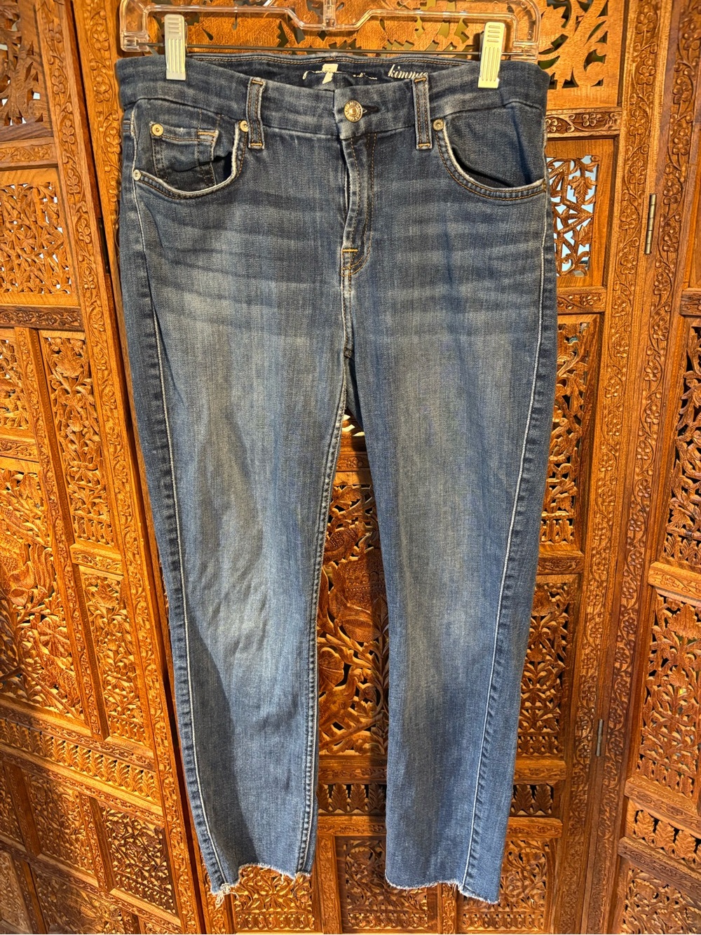 7 For All Mankind Kimmie Womenโs Mid Wash Ankle Skinny Jeans